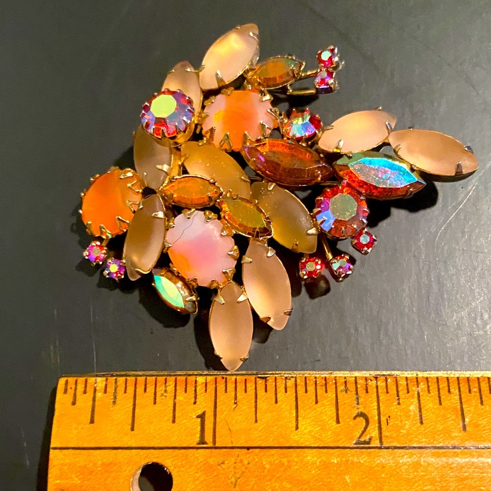 Continental Matte Rosaline Stone Vintage Brooch